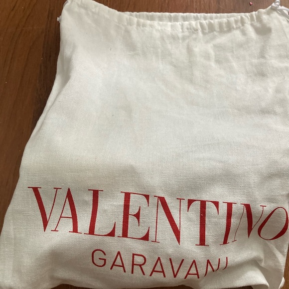 Valentino, new, patent rockstud caged pump 100mm, light ivory/Poudre - Picture 2 of 5